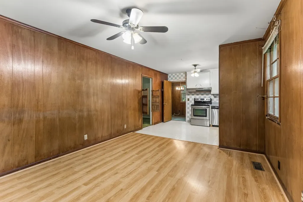 1810 Foxdale Drive Murfreesboro TN 37130