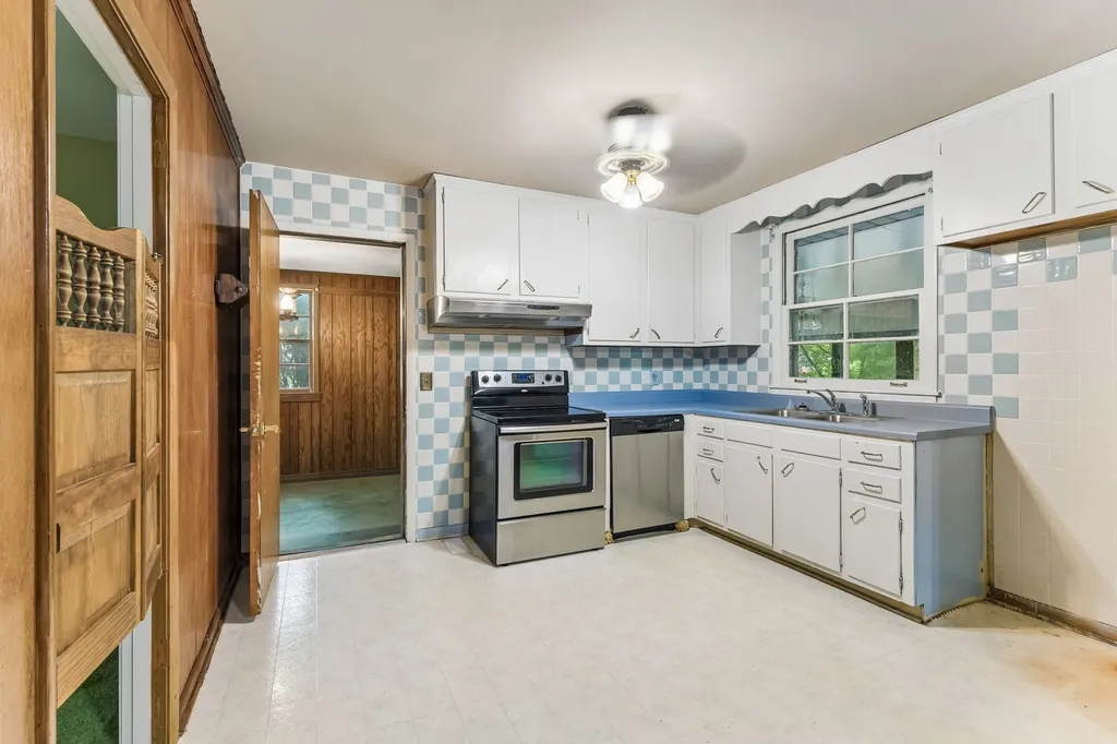 1810 Foxdale Drive Murfreesboro TN 37130