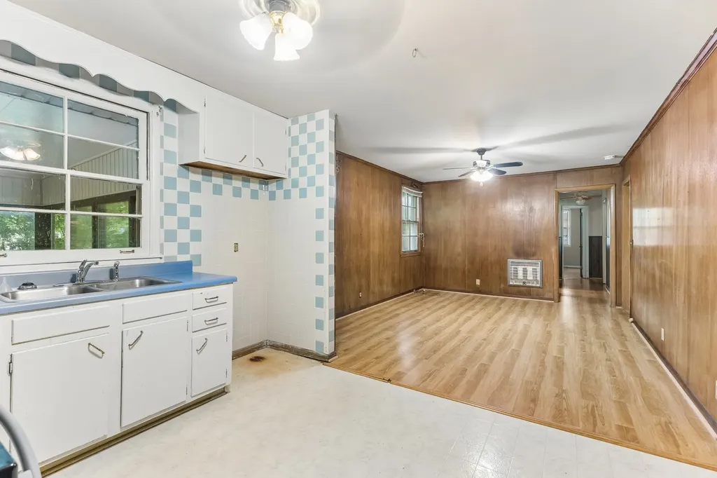 1810 Foxdale Drive Murfreesboro TN 37130