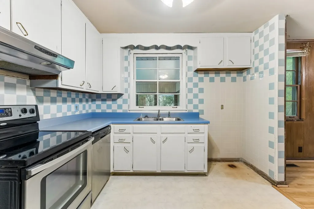 1810 Foxdale Drive Murfreesboro TN 37130