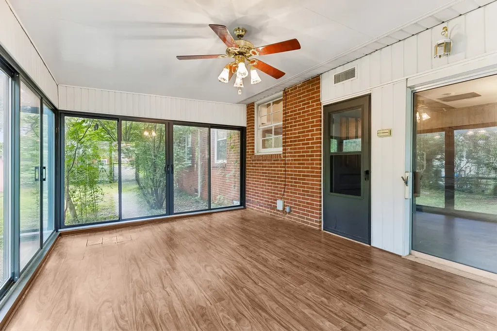 1810 Foxdale Drive Murfreesboro TN 37130