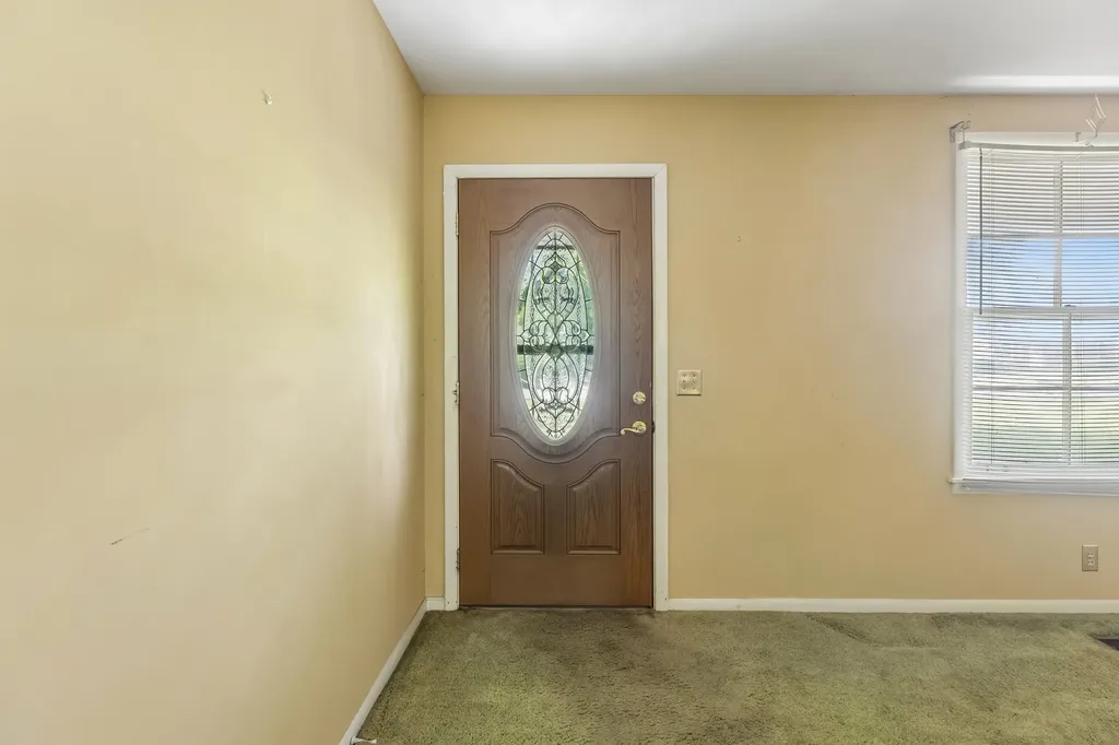 1810 Foxdale Drive Murfreesboro TN 37130