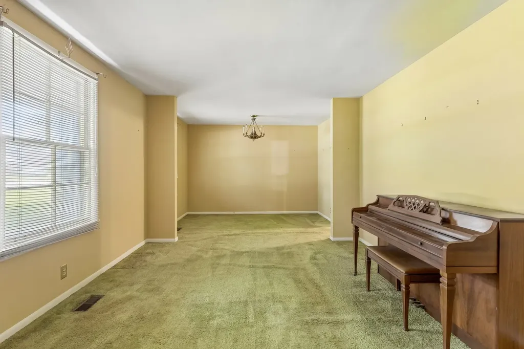 1810 Foxdale Drive Murfreesboro TN 37130