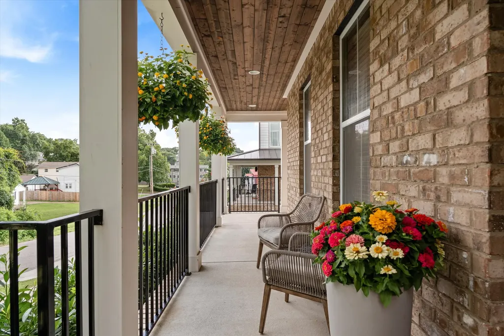 109 Demoss Road Nashville TN 37209