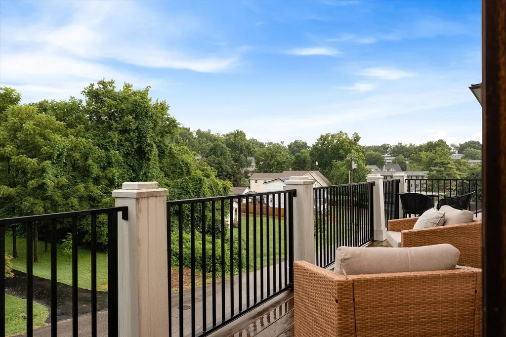 109 Demoss Road Nashville TN 37209