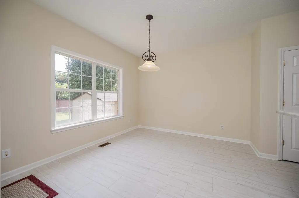 7011 Buffalo Drive La Vergne TN 37086