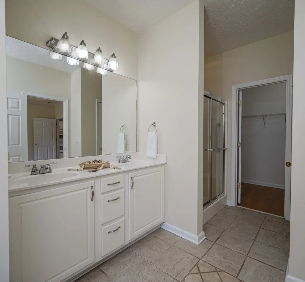 7011 Buffalo Drive La Vergne TN 37086