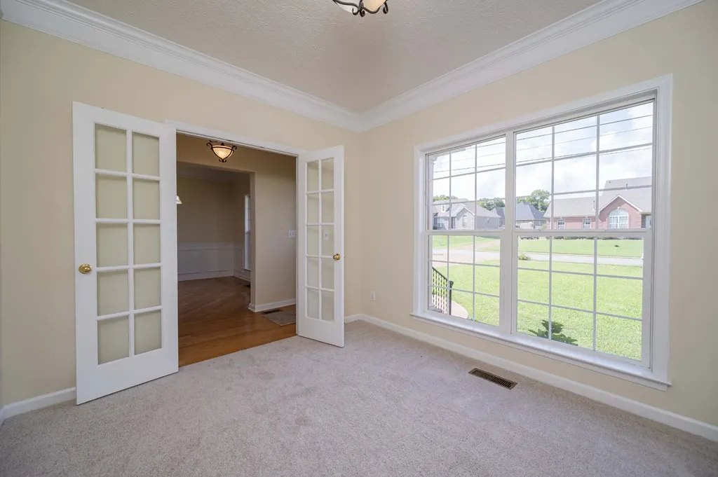 7011 Buffalo Drive La Vergne TN 37086