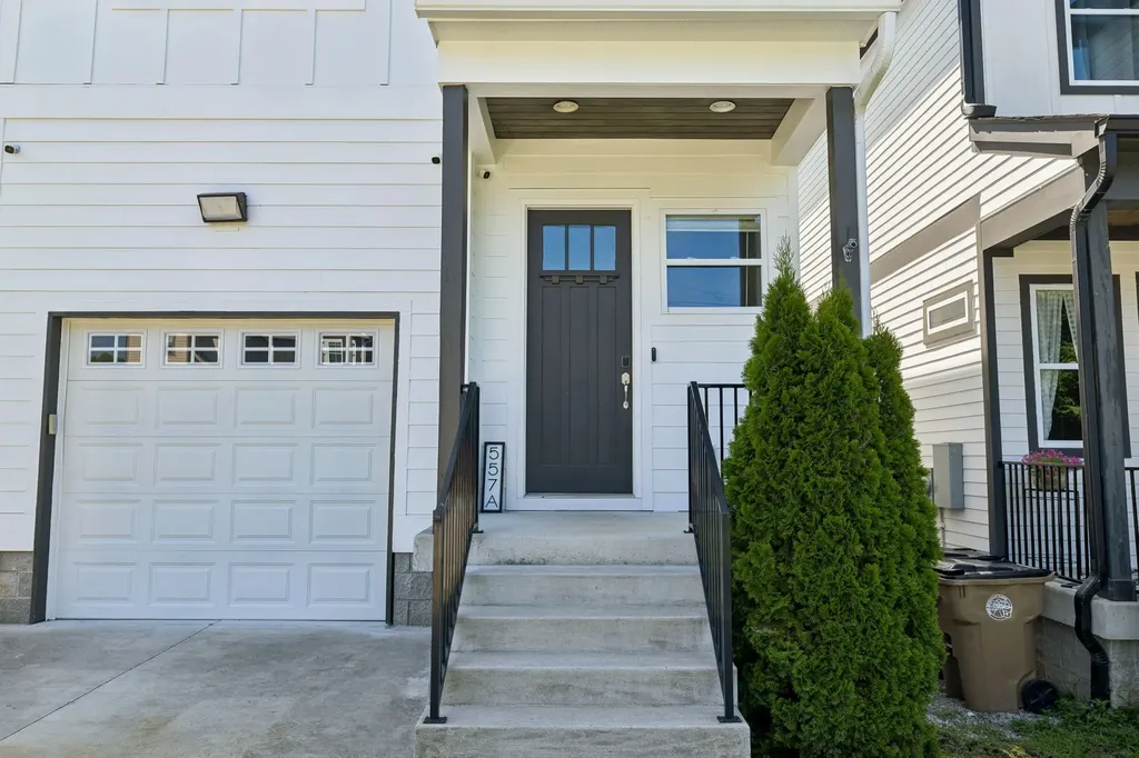557A Stevenson Street Nashville TN 37209
