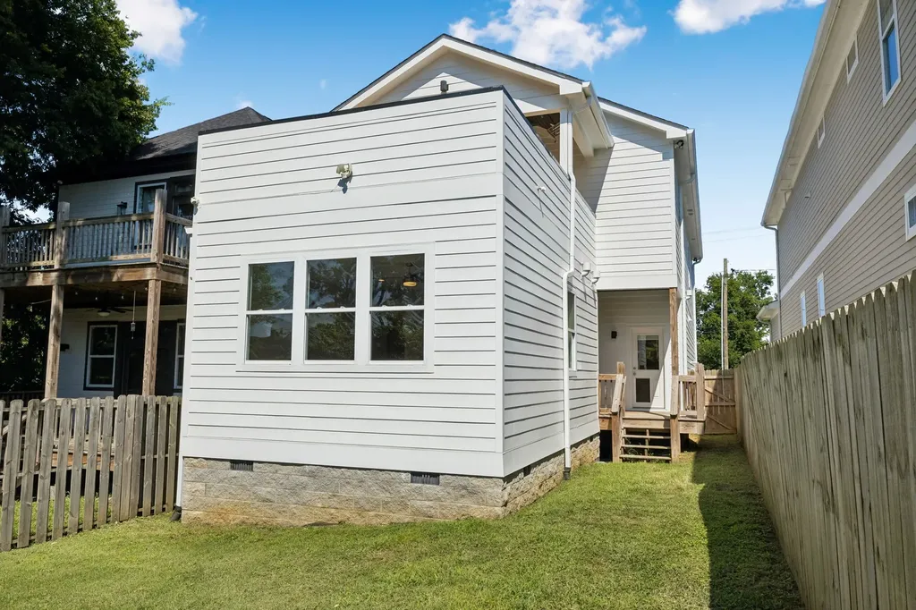 557A Stevenson Street Nashville TN 37209