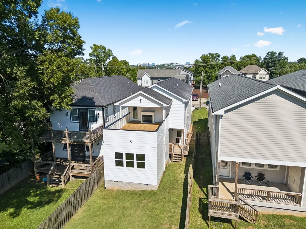 557A Stevenson Street Nashville TN 37209