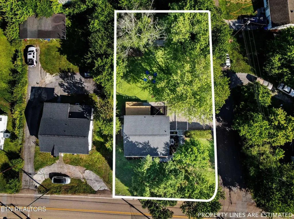 3100 Greenway Drive Knoxville TN 37918