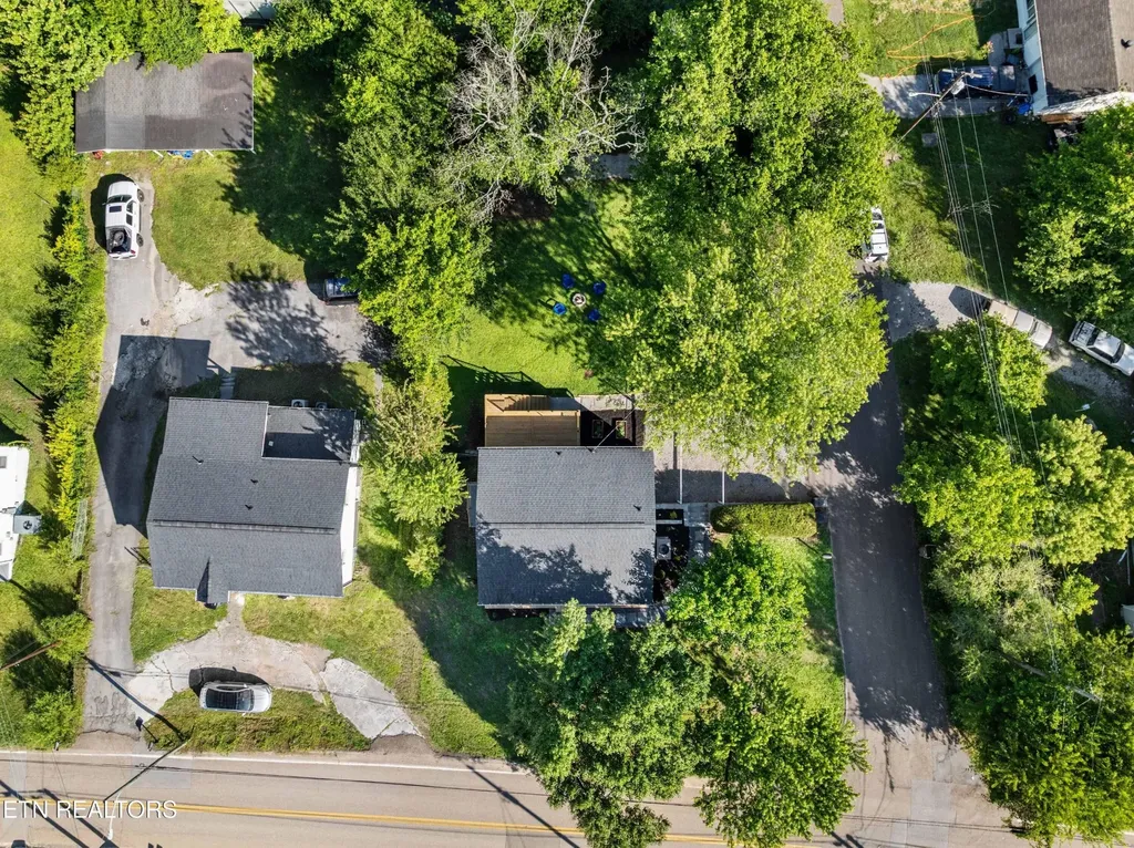 3100 Greenway Drive Knoxville TN 37918