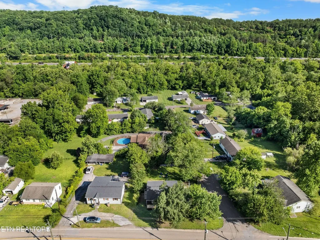 3100 Greenway Drive Knoxville TN 37918