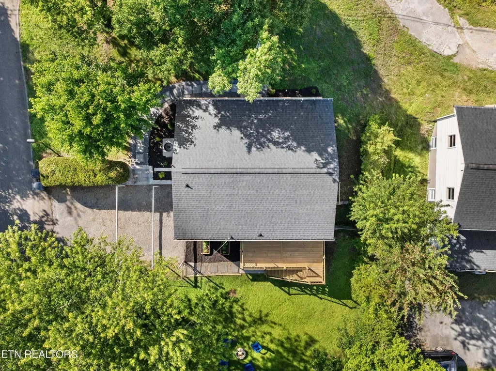 3100 Greenway Drive Knoxville TN 37918