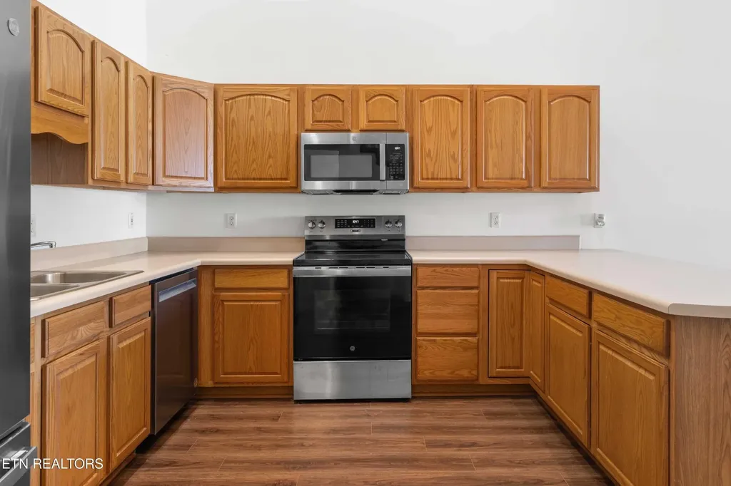 5290 Avery Woods Lane Knoxville TN 37921