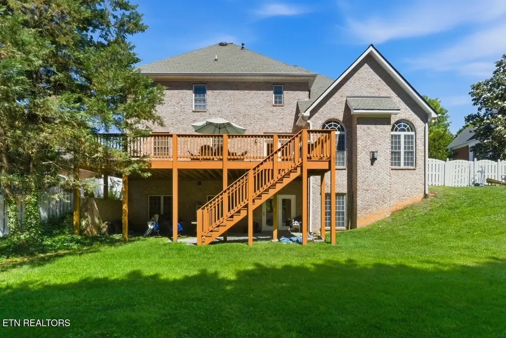 9648 Valley Woods Lane Knoxville TN 37922
