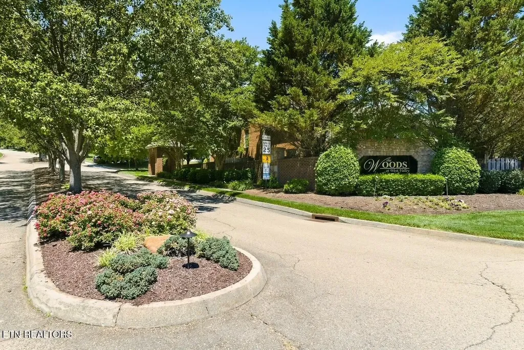9648 Valley Woods Lane Knoxville TN 37922