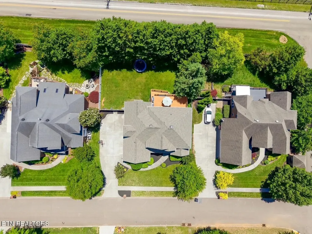 9648 Valley Woods Lane Knoxville TN 37922