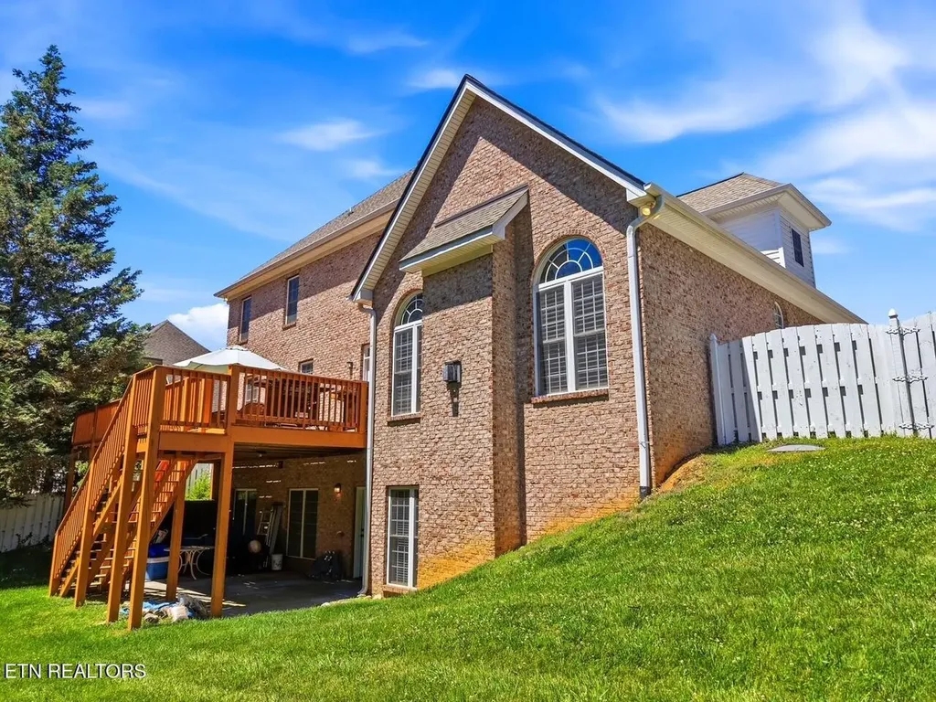 9648 Valley Woods Lane Knoxville TN 37922