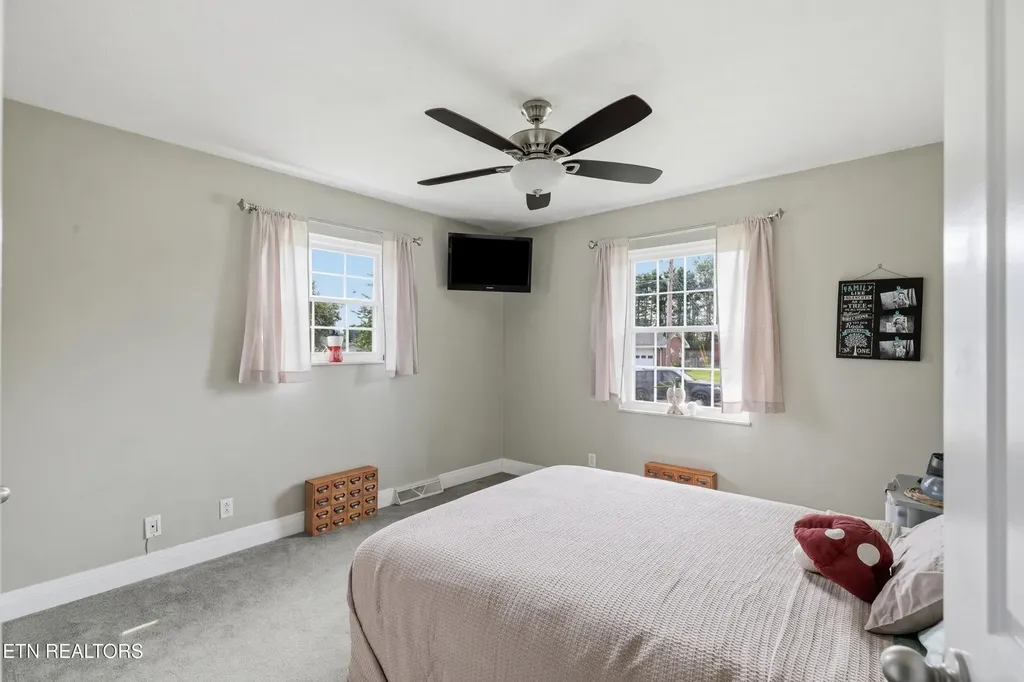 135 Colonial Circle Seymour TN 37865