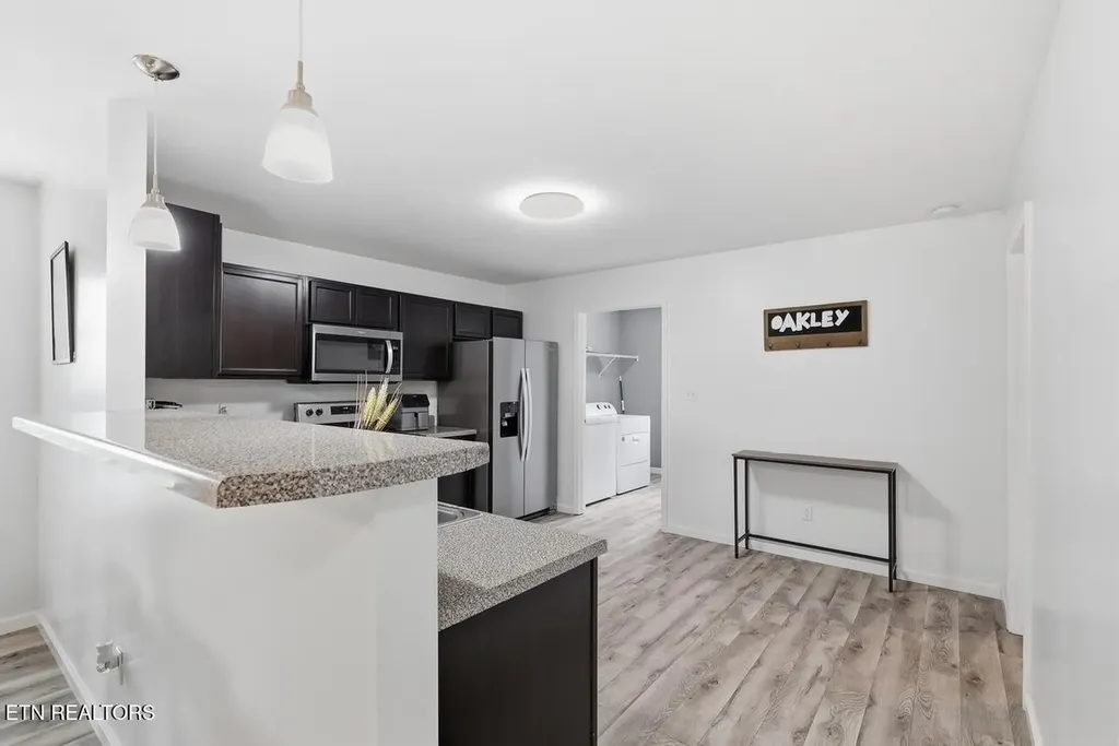 2721 Carson Avenue Knoxville TN 37917