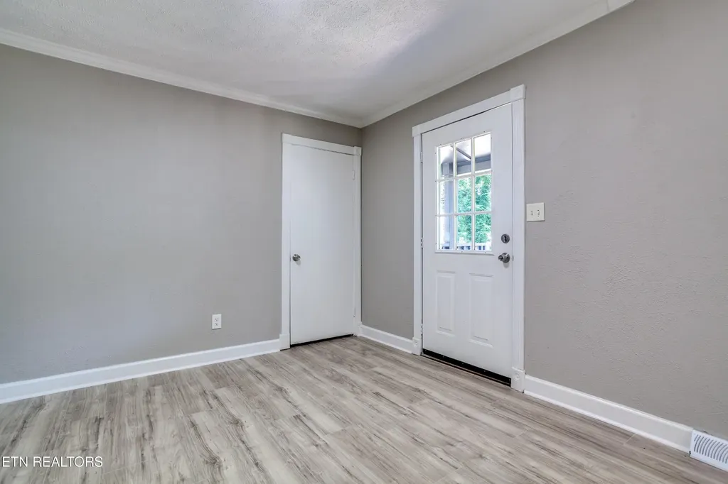 2316 W Patrick Avenue Maryville TN 37804
