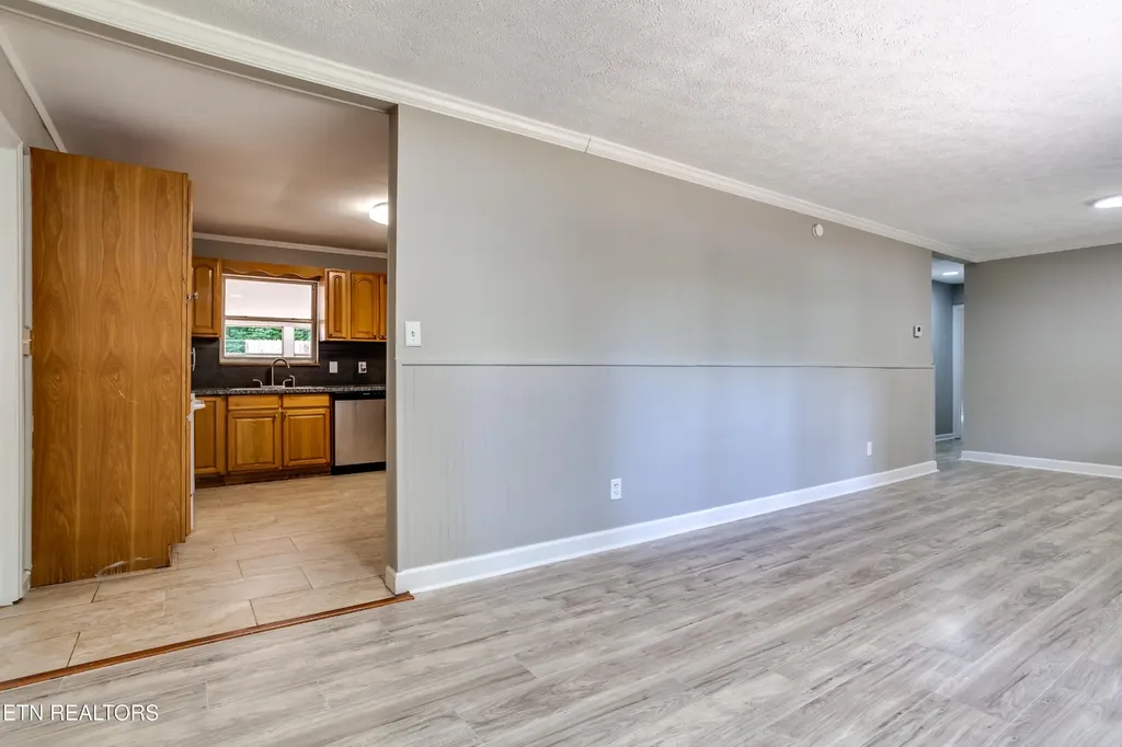2316 W Patrick Avenue Maryville TN 37804