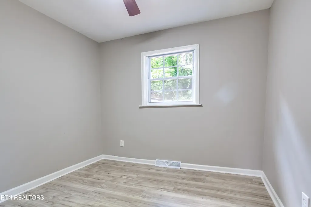 2316 W Patrick Avenue Maryville TN 37804