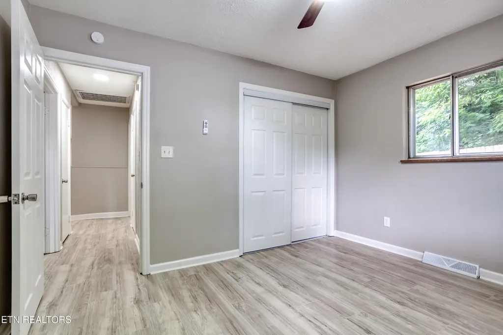 2316 W Patrick Avenue Maryville TN 37804