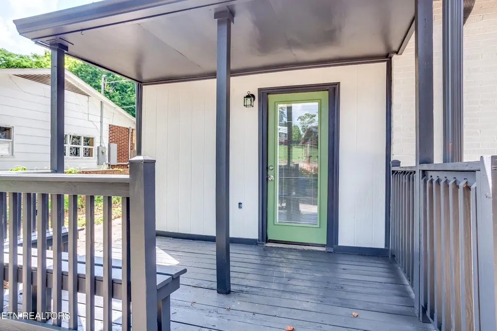 2316 W Patrick Avenue Maryville TN 37804