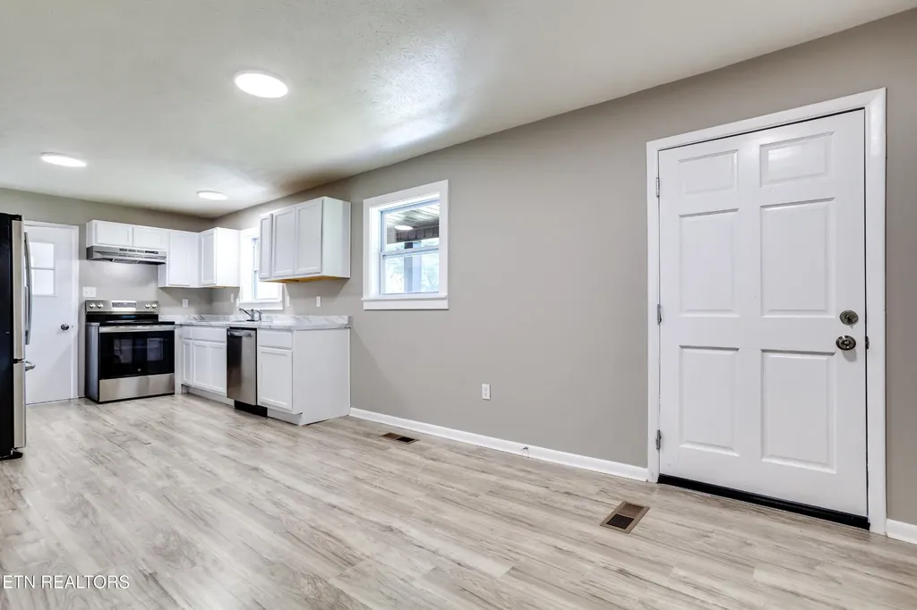 114 W Maiden Lane Oak Ridge TN 37830