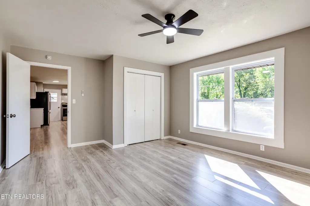 114 W Maiden Lane Oak Ridge TN 37830