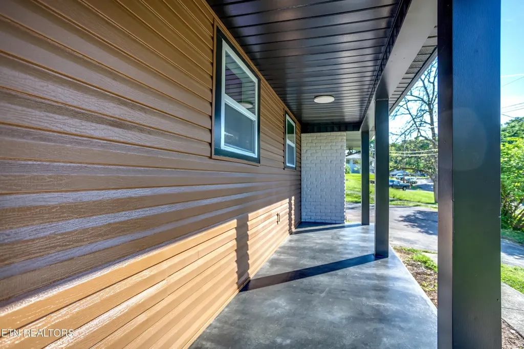 114 W Maiden Lane Oak Ridge TN 37830