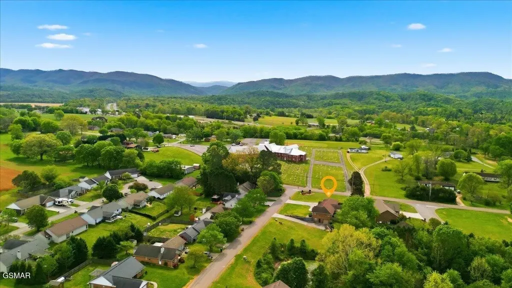 209 Lavista Drive Maryville TN 37804
