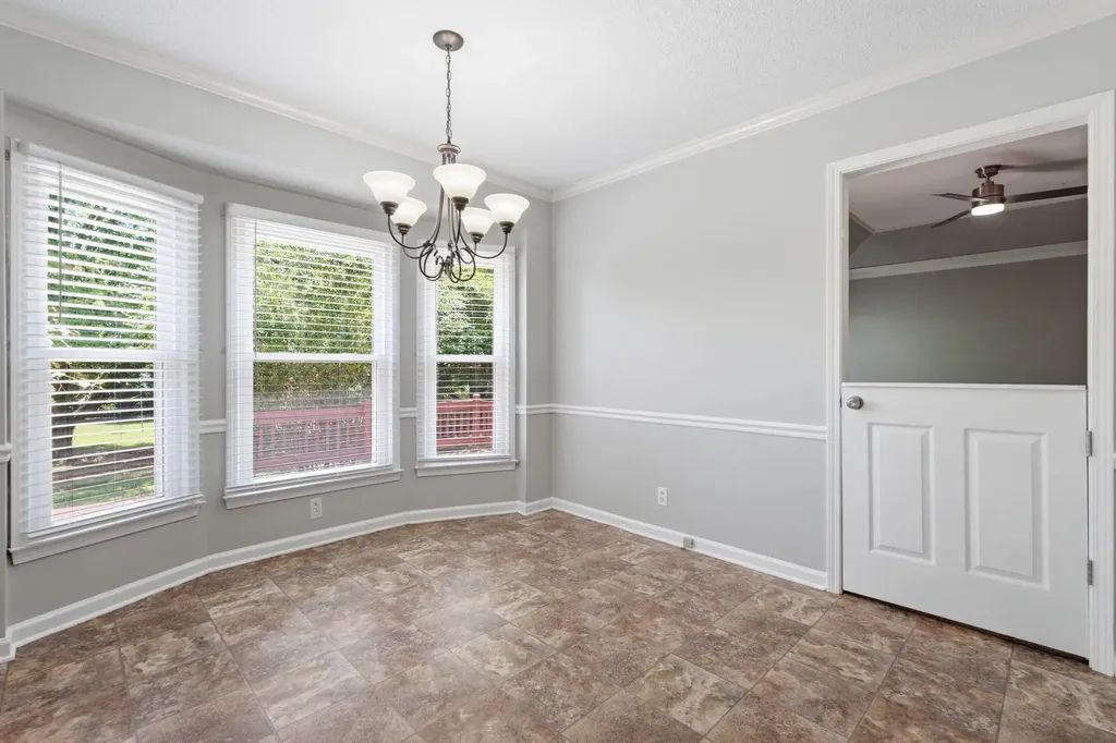 562 Sharondale Drive Murfreesboro TN 37129