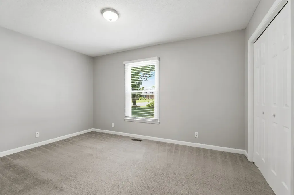 562 Sharondale Drive Murfreesboro TN 37129