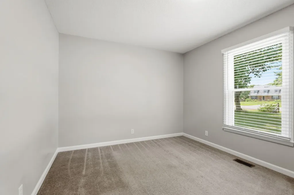 562 Sharondale Drive Murfreesboro TN 37129