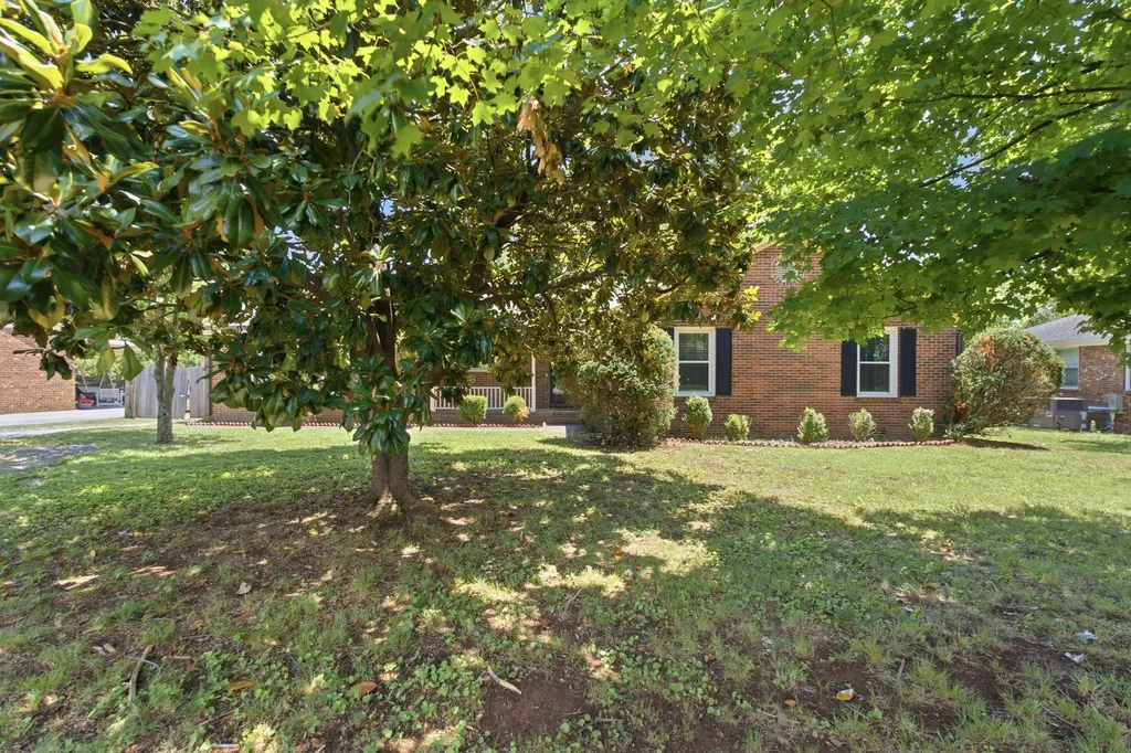 562 Sharondale Drive Murfreesboro TN 37129