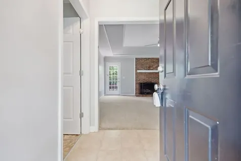 562 Sharondale Drive Murfreesboro TN 37129