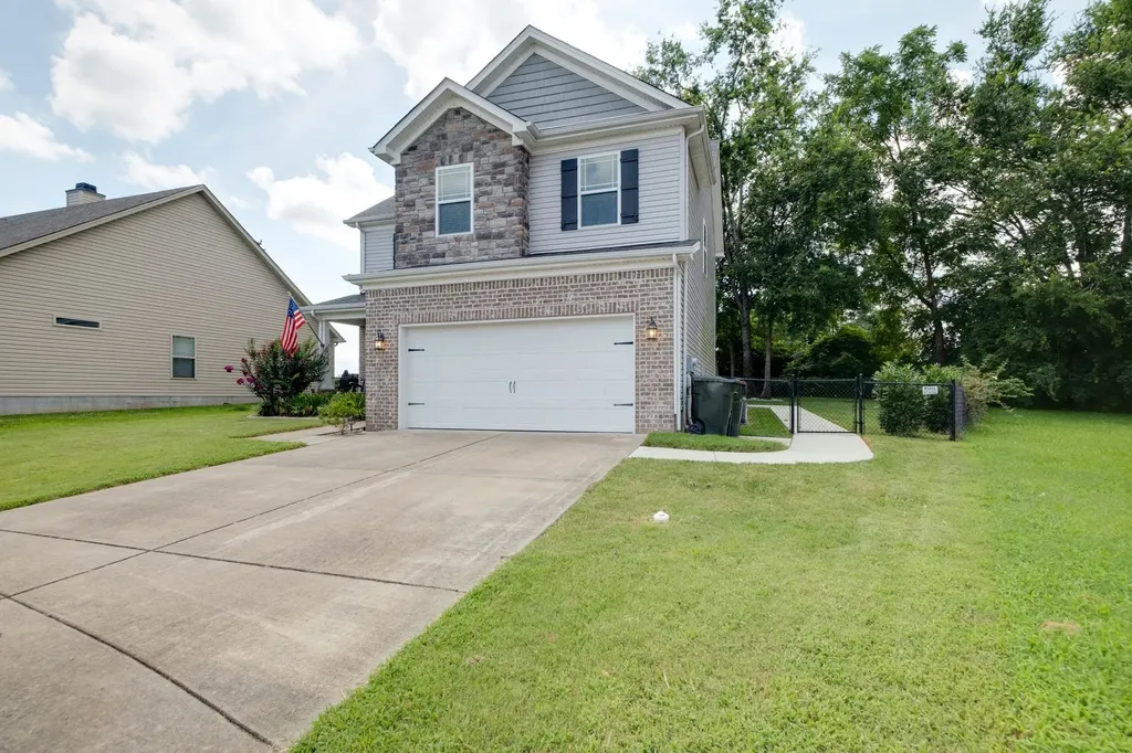 1065 Lindyn Lee Way Gallatin TN 37066