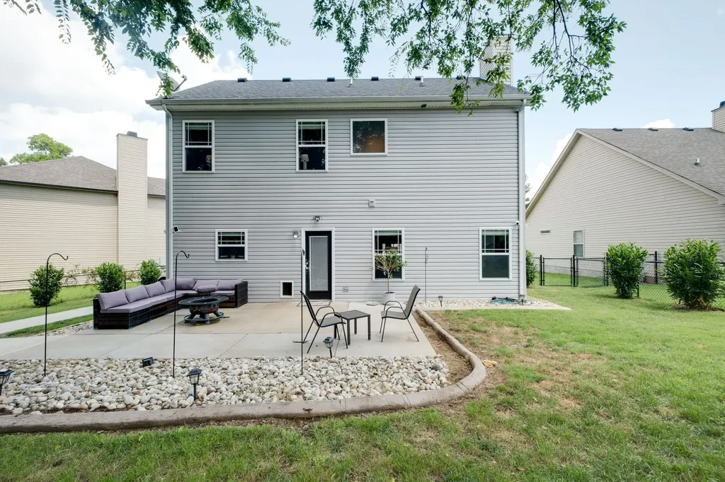 1065 Lindyn Lee Way Gallatin TN 37066