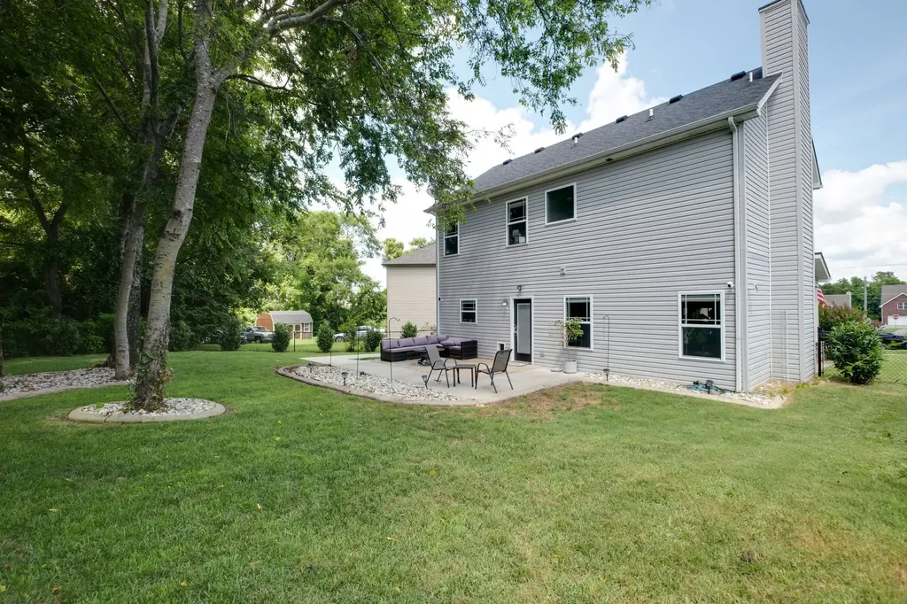 1065 Lindyn Lee Way Gallatin TN 37066