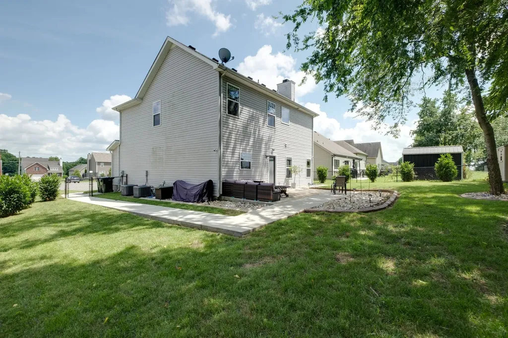 1065 Lindyn Lee Way Gallatin TN 37066