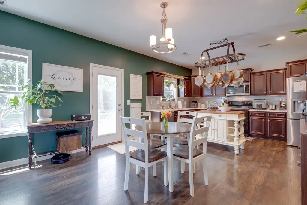 1065 Lindyn Lee Way Gallatin TN 37066