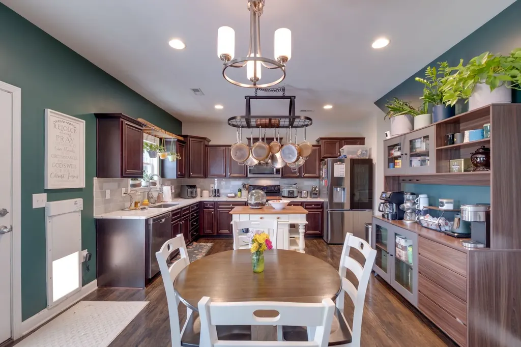 1065 Lindyn Lee Way Gallatin TN 37066