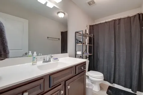 1065 Lindyn Lee Way Gallatin TN 37066