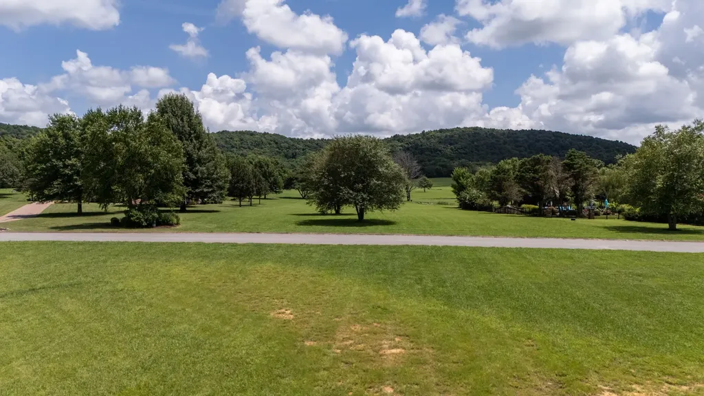 107 Forrest Court Shelbyville TN 37160