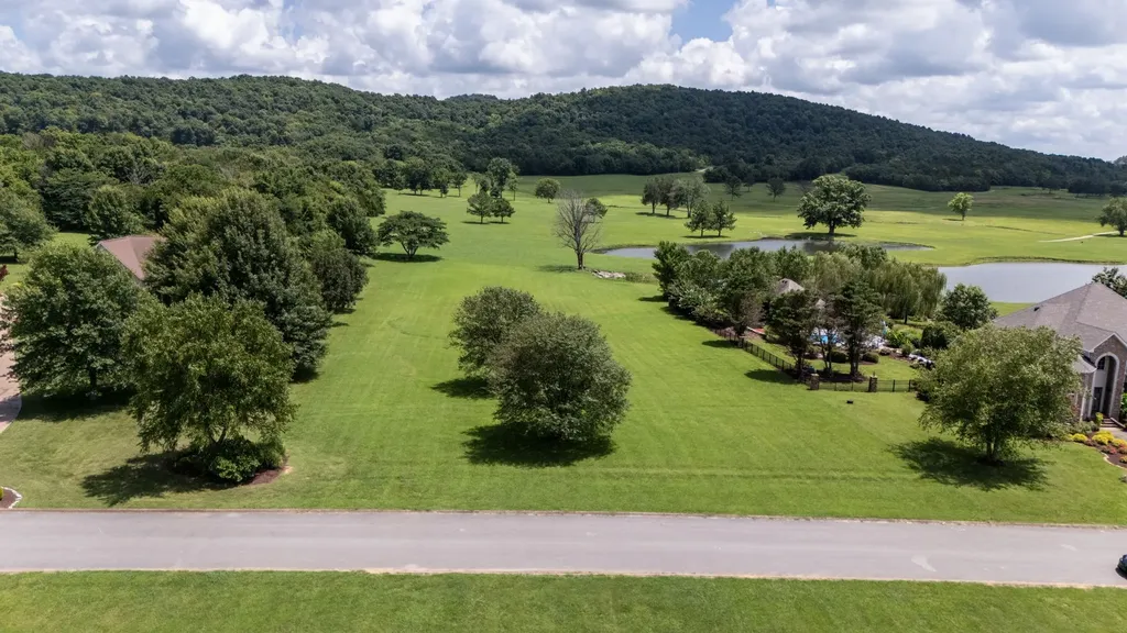 107 Forrest Court Shelbyville TN 37160