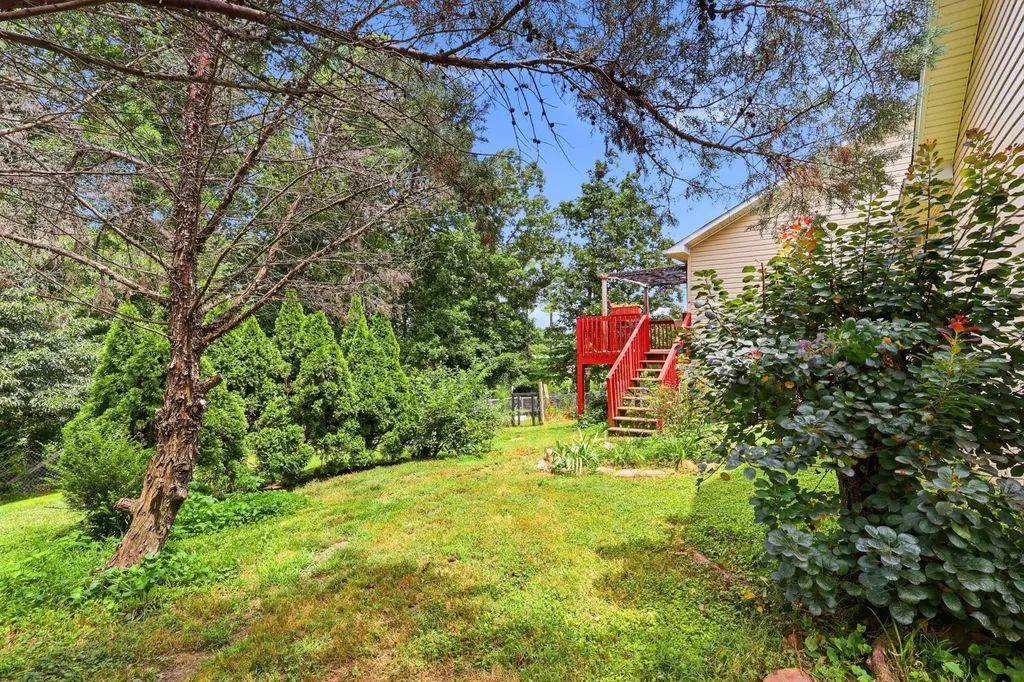 160 Pine Ridge Drive Dayton TN 37321